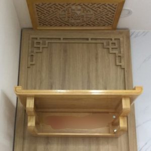 Bàn thờ treo tài lộc 69p gỗ sồi nga BTĐ224
