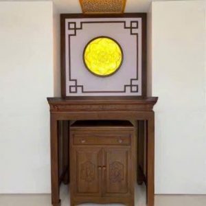 Bàn thờ chung cư 1m07 gỗ sồi nga BTĐ492