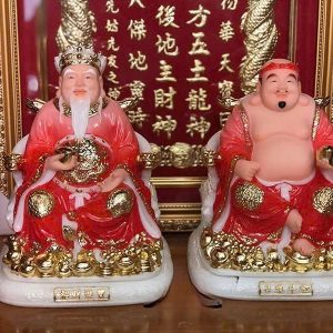 Tượng Thần Tài Thổ Địa Sứ Đỏ Thỏi Vàng BTĐ557