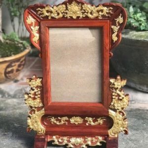 Khung ảnh thờ rồng son son 20x30 gỗ hương BTĐ626