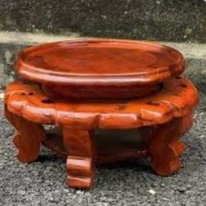 Kỷ váy 18cm gỗ hương BTĐ645