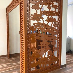Mẫu vách ngăn phòng thờ BTĐ675