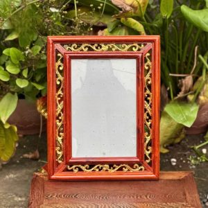 Khung ảnh treo 18x24 gỗ hương BTĐ817